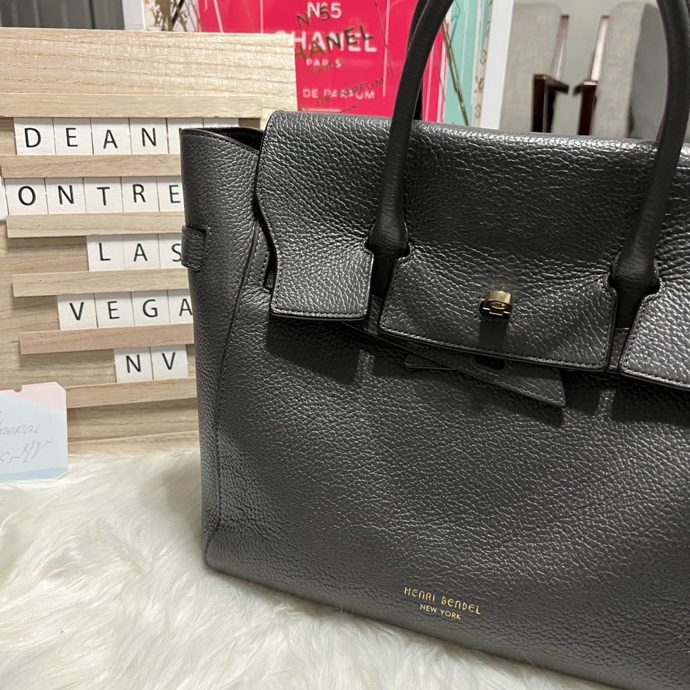 Henri Bendel 3way bag